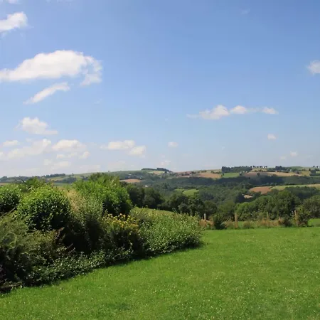 Dom wakacyjny La Vieille Grange Avec Piscine Et Jardin *