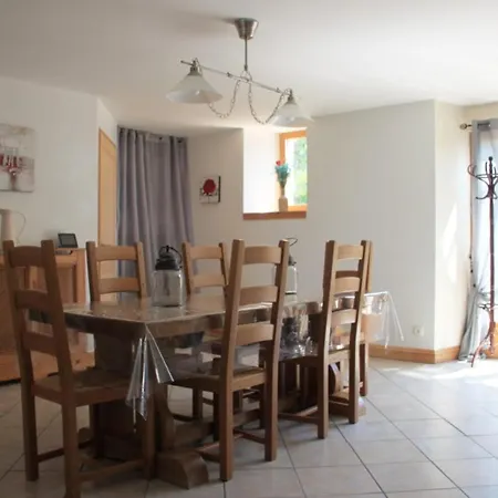 La Vieille Grange Avec Piscine Et Jardin בית נופש