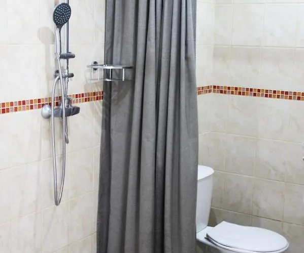 La Vieille Grange Avec Piscine Et Jardin * Previnquieres